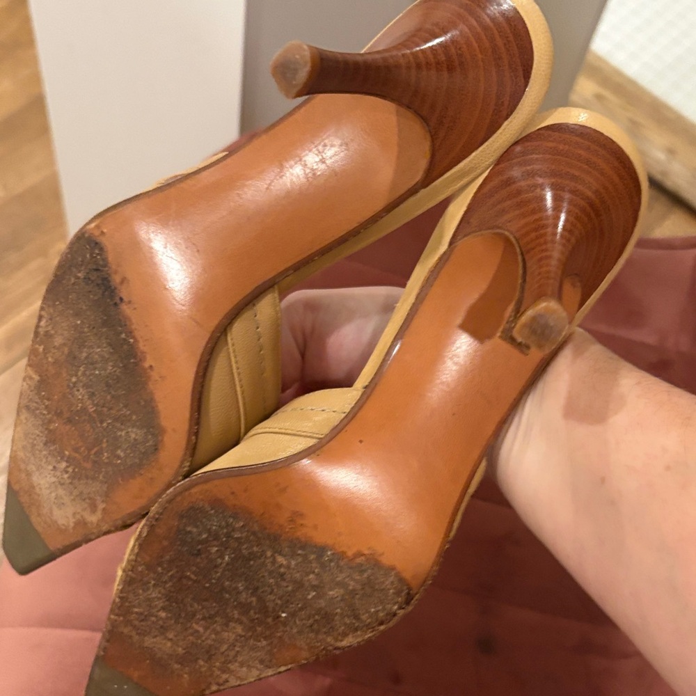 Stuart Weitzman Tan Mules with Tortoise Shell Detail - Picture 6 of 8